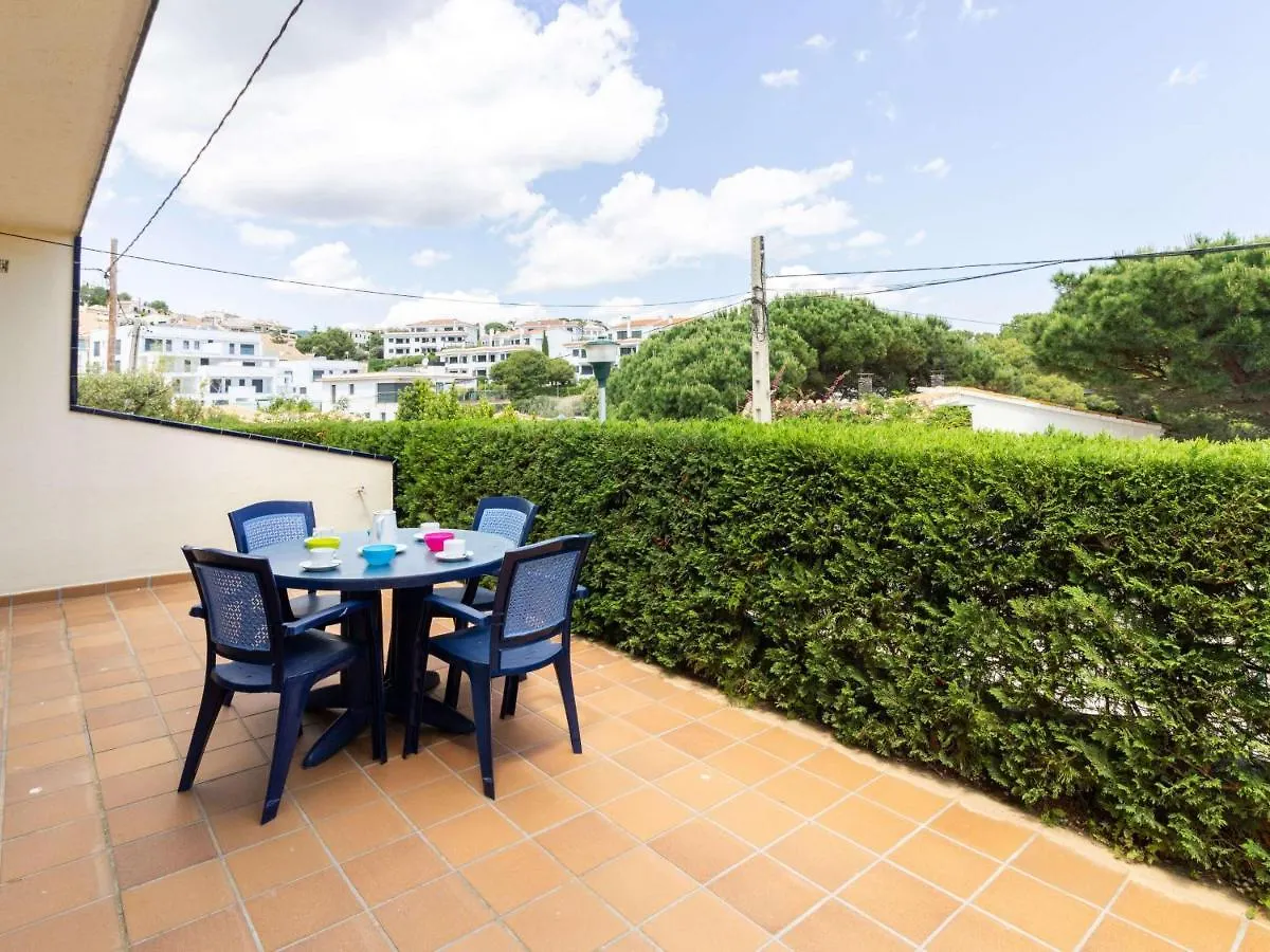 Apartamento Luminoso Con Terraza, Wifi, Garaje Y A 50M De La Playa En Llanca - Es-228-15 0*,